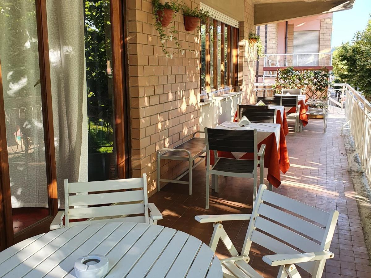 Hotel Cormorano Педазо Екстериор снимка