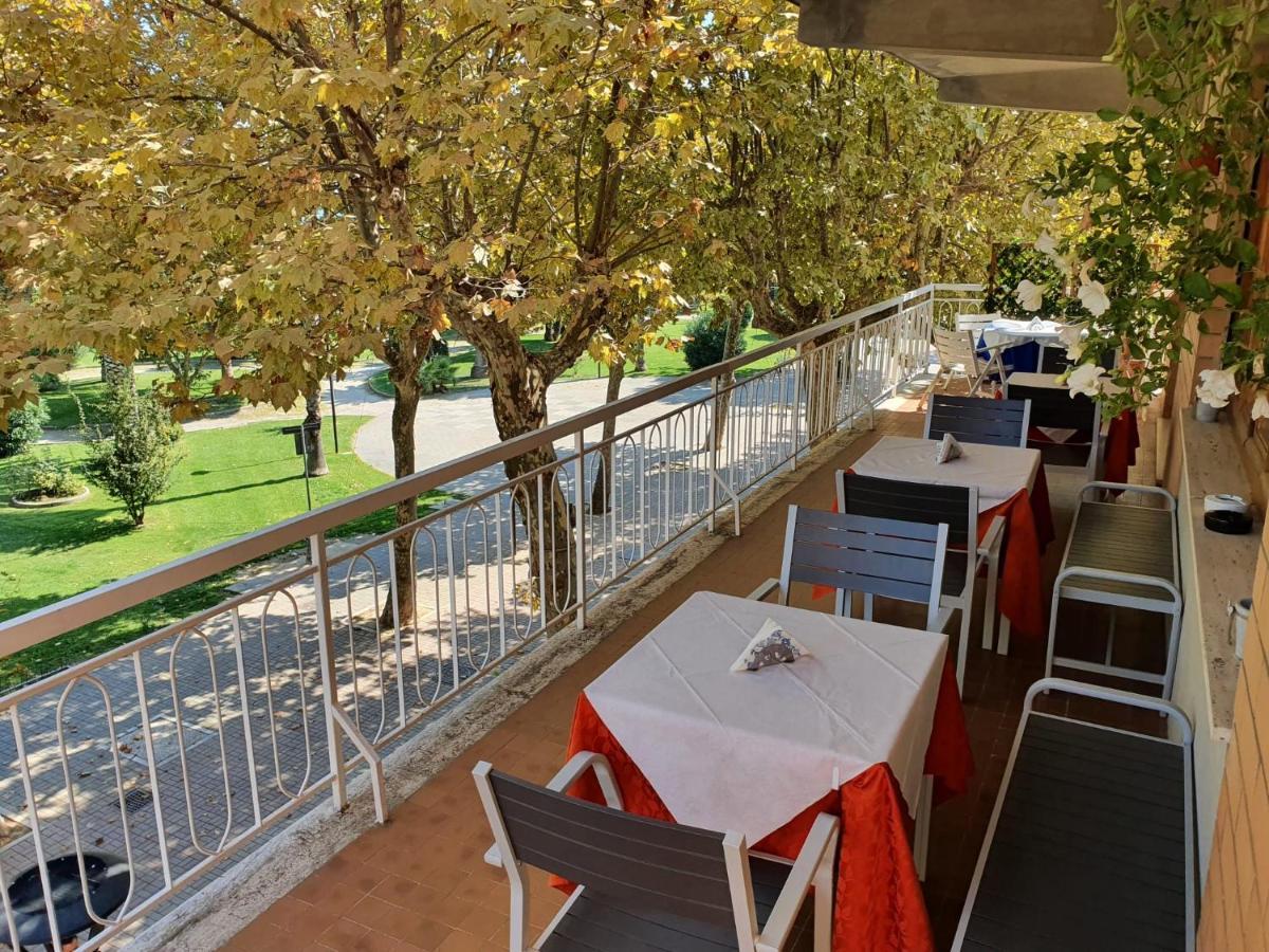Hotel Cormorano Педазо Екстериор снимка