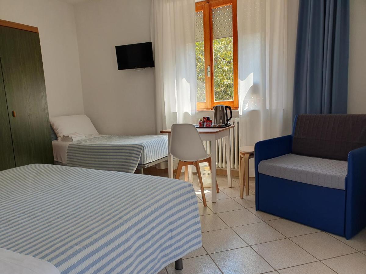 Hotel Cormorano Педазо Екстериор снимка