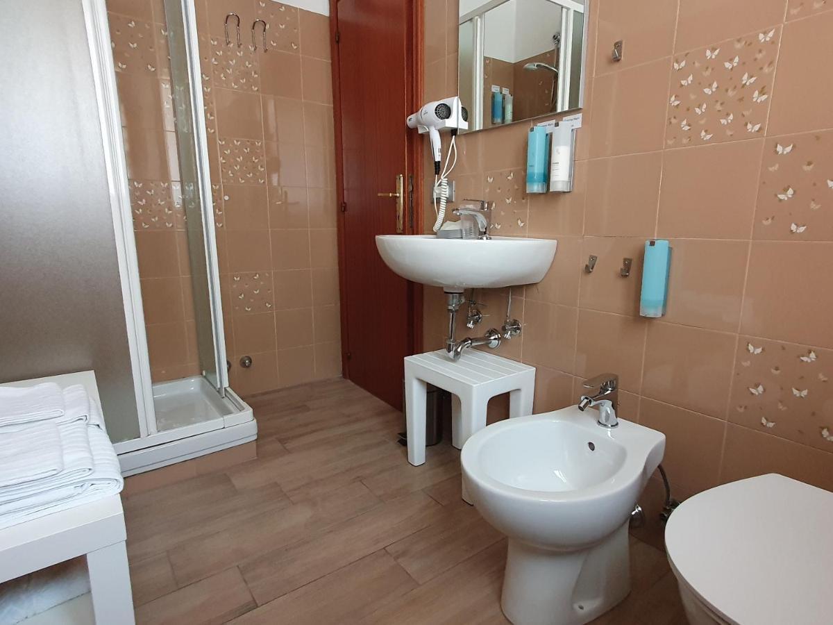 Hotel Cormorano Педазо Екстериор снимка