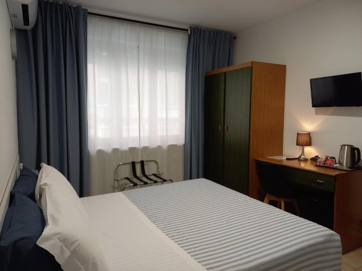 Hotel Cormorano Педазо Екстериор снимка