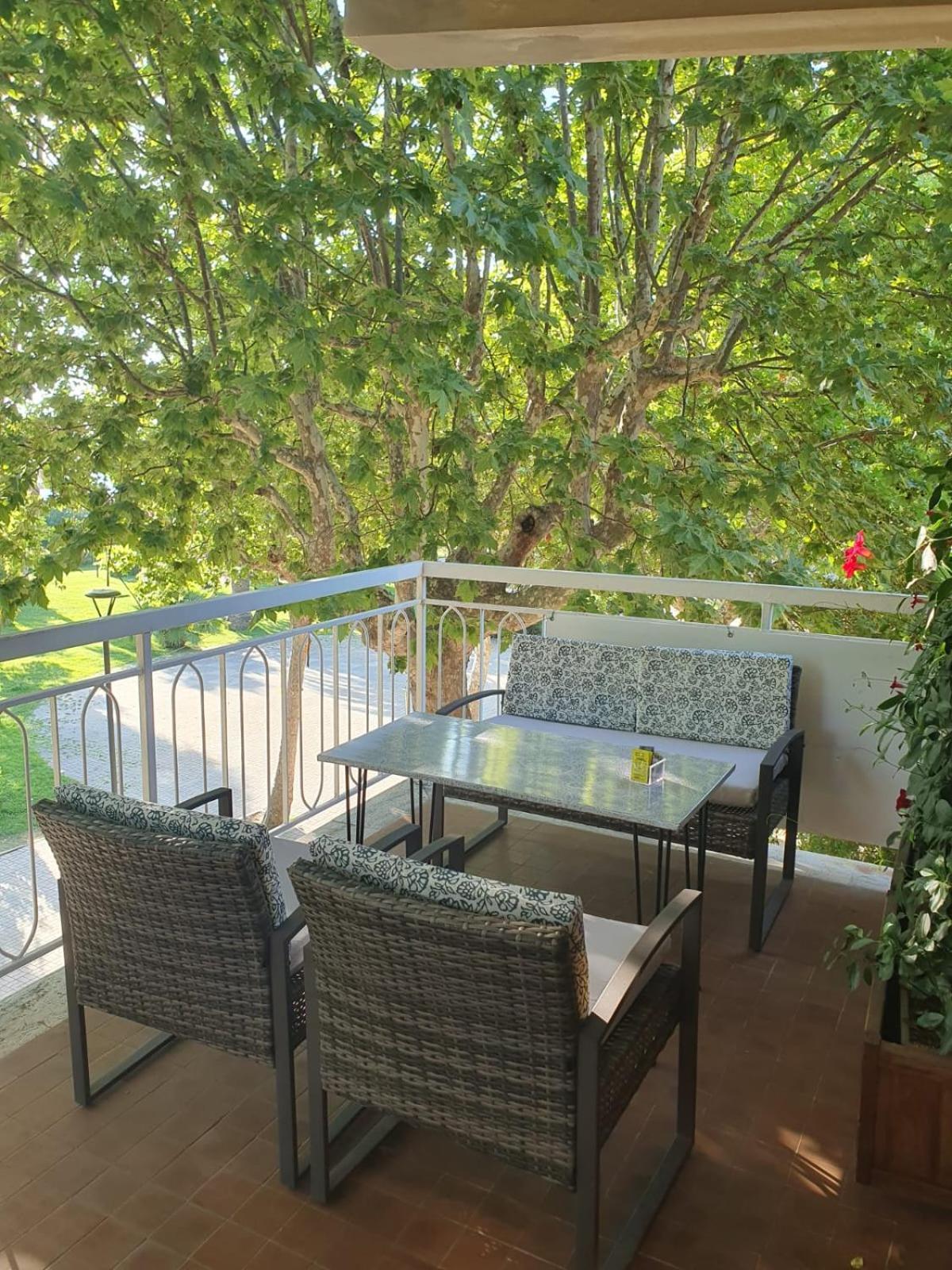 Hotel Cormorano Педазо Екстериор снимка