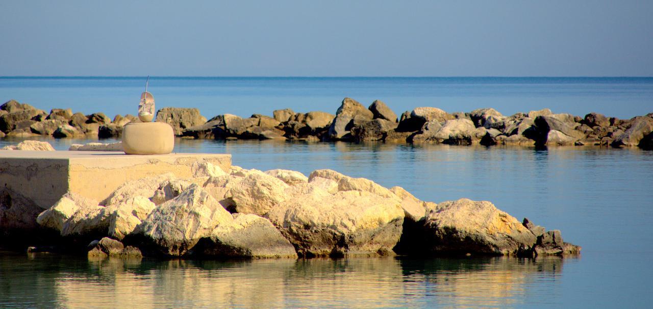 Hotel Cormorano Педазо Екстериор снимка